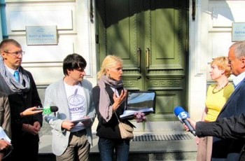 Добропорядочность украинских кандидатов в депутаты подвергли проверке