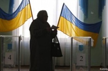 Опрос DW-Trend: Россияне сомневаются в честности выборов на Украине