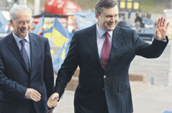 Янукович подал Москве премьерный сигнал