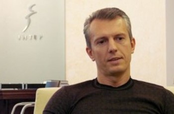 Хорошковский встал за могучую спину Фирташа: что стоит за продажей «Интера»