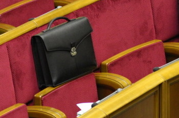 Країна неляканих «мазохістів». Три аспекти «замовлення» депутатів