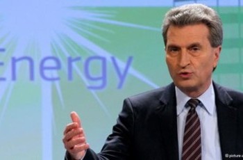 Еврокомиссар Эттингер: реверсные поставки газа из ЕС защищают Украину