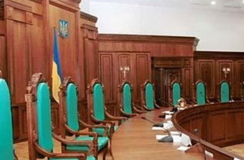 Київські вибори: в Конституційному суді бунт (ДОКУМЕНТ)