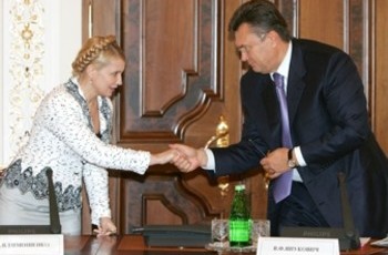 Юля дает последний шанс Януковичу