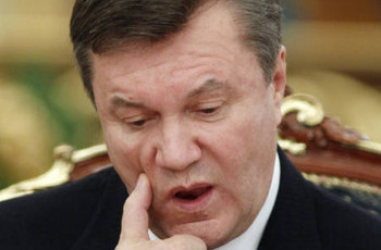 Янукович в Москве: между двух огней