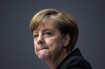 Меркель: Украинцы должны сами решить свою судьбу