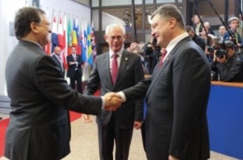 Президент Порошенко про підписану Угоду з ЄС: Історичні події невідворотні!