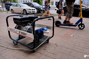 Продавали неіснуючі генератори: на Київщині судитимуть організовану групу