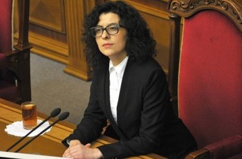Вице-спикер Оксана Сыроид: «Парламент должен вернуть себе голос»