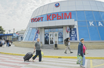 Крымские татары обещают блокировать полуостров с моря