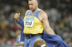 У Белонога отобрали золотую медаль