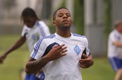 Джермейн  Ленс: «Блохин почти не говорит со мной»