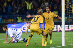 «Металлист» громит «Динамо»