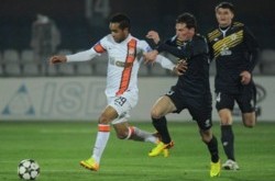 «Шахтер» потерял очки в донецком дерби