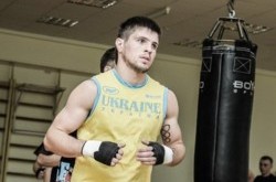 Боксер Евгений Хитров: «Не буду торговаться с продавшими меня»