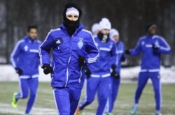 Ярмоленко перед «Рапидом» тренировался в меховой шапке