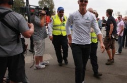 Михаэль Шумахер борется за жизнь