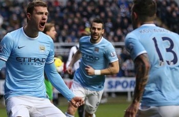«Ман Сити» выбрался на вершину АПЛ