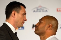 Первая встреча Кличко и Леапаи