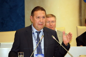 Президент ФФУ Коньков намерен доложить о сложившейся ситуации в УЕФА и ФИФА