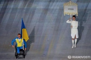 На открытии Паралимпиады в Сочи был только один украинский флагоносец