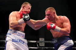 Вячеслав Глазков победил Томаша Адамека