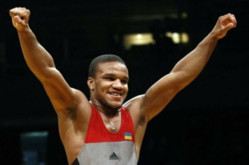 Украинец уложил титулованного россиянина на ковер и вышел в финал ЧЕ!