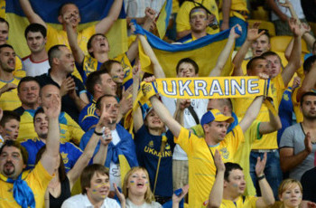 Сборная Украины по футболу отказалась от спаррингов до осени