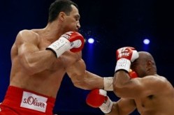 Владимир Кличко нанес в шесть раз больше ударов, чем Леапаи