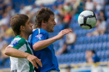 «Днепр» «слился» в матче с «Карпатами»