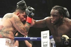 Вакантный титул чемпиона мира WBC от Виталия Кличко перешел к Бермейну Стиверну