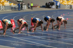 Первый старт легкоатлетов на «Олимпийском» омрачил дождь