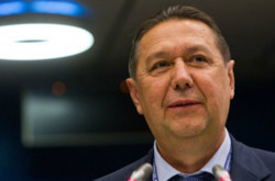 Коньков не захотел в Бразилии обсуждать судьбу крымских клубов