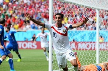 Коста-Рика побеждает Италию и выходит в плей-офф
