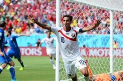 Коста-Рика побеждает Италию и выходит в плей-офф