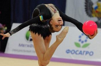 Валерия Ханина - серебряный призер ЧЕ - 2014 с лентой