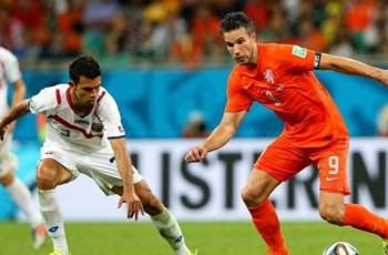 Нидерланды по пенальти проходят Коста-Рику