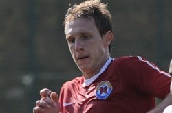 Спасаясь от российских танков, игрок «Ильичевца» повредил БМВ