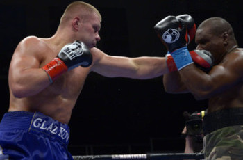Непобедимый украинец нокаутировал американского боксера