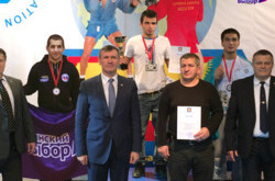 Украинские спортсмены стали серебряными призерами чемпионата мира по боевому самбо