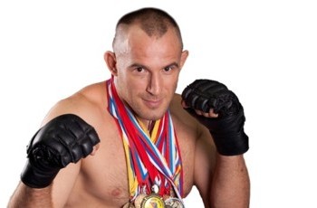 Украинский боец UFC получил гражданство России