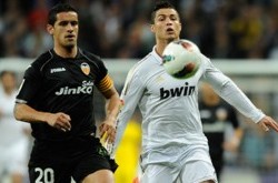 «Валенсия» останавливает «Реал»