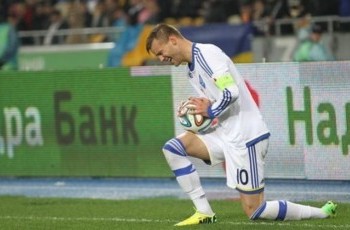 Арбитр «убивает» «Динамо» в матче против «Генгама»