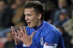 «Днепр» предложил Коноплянке новый контракт