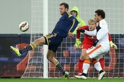 «Металлист» отобрал очки у «Шахтера»