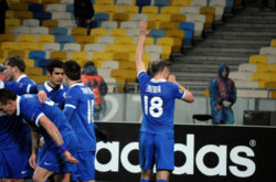 «Днепр» победил «Аякс»