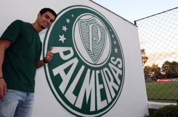 Адвокат Эжидио: «Призываю «Днепр» показать любое доказательство оплаты»