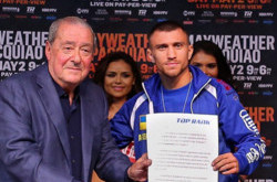 Ломаченко продлил контракт с Top Rank