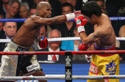 Флойд Мейвезер выиграл у Мэнни Пакьяо