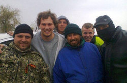 Пятов прокомментировал скандальное фото в Донецке